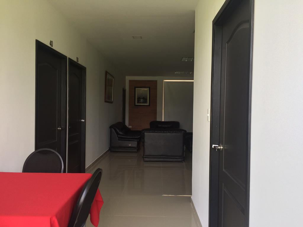 Hostal La Sultana Santa Rosa De Cabal Esterno foto