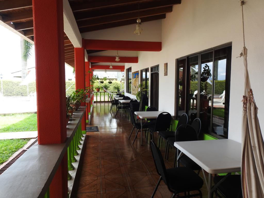 Hostal La Sultana Santa Rosa De Cabal Esterno foto